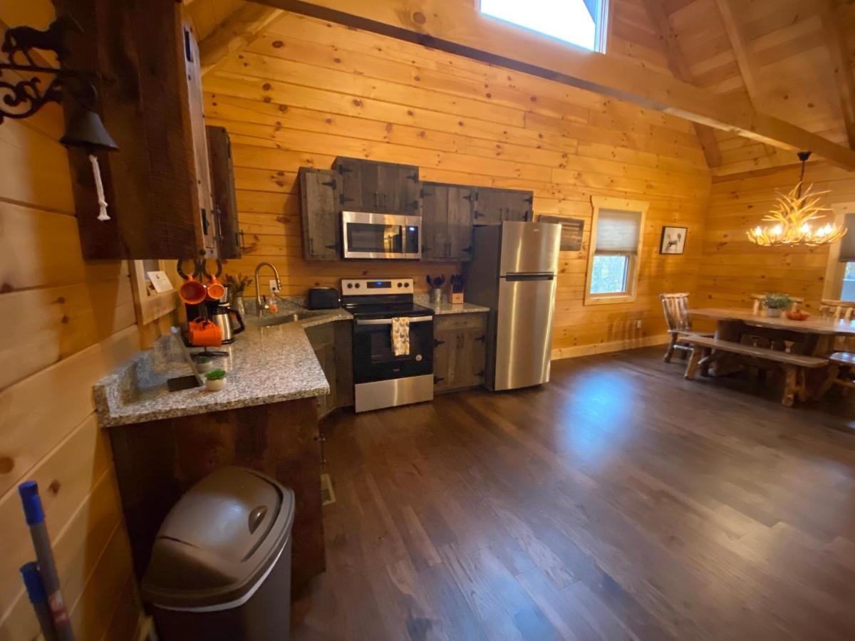 Pine Creek & Country house